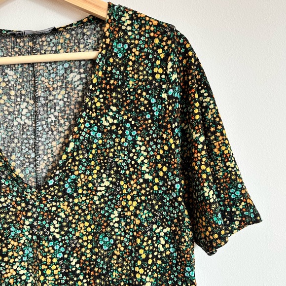 Floral zara mini tee shirt dress - Picture 3 of 3